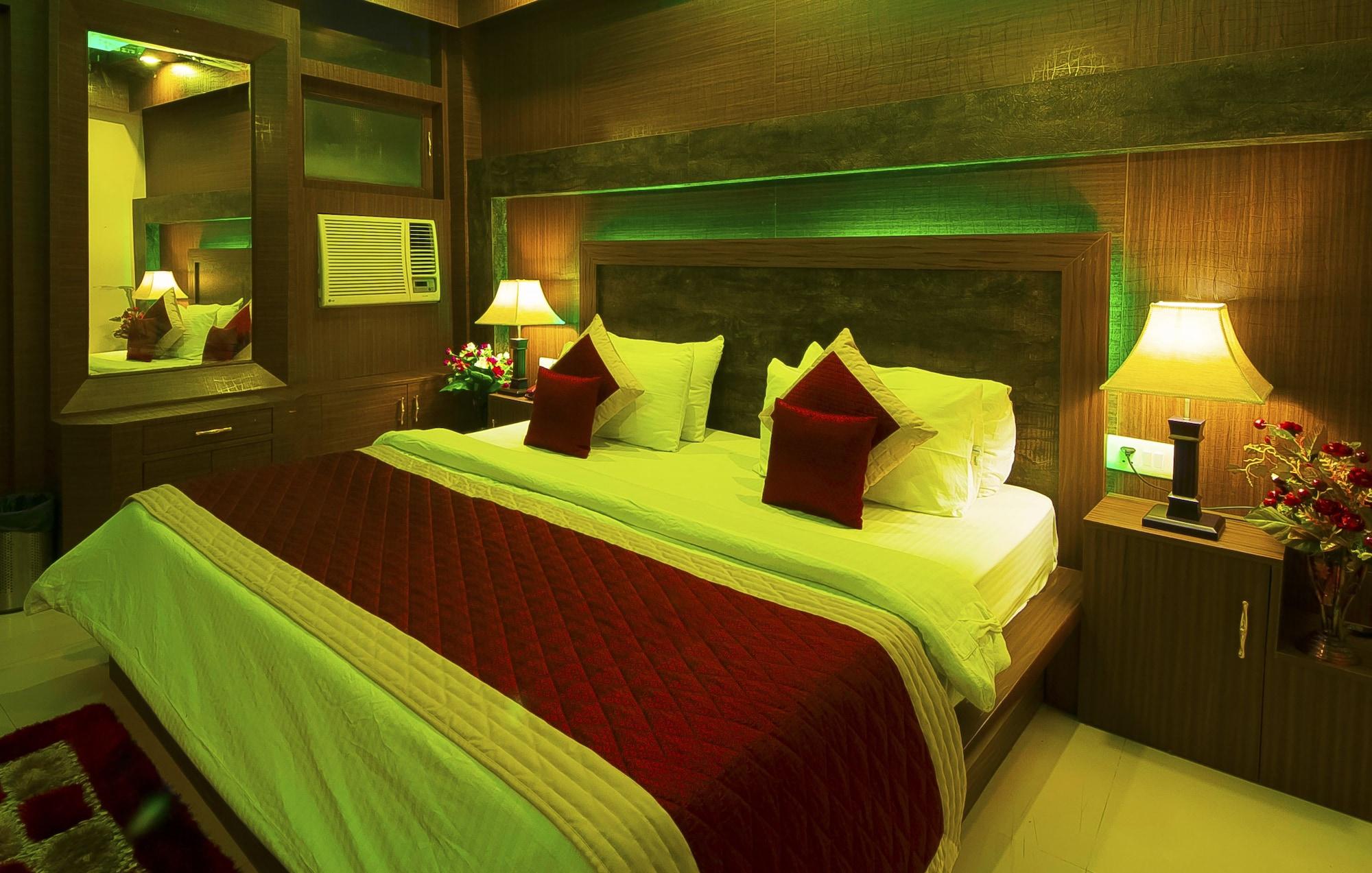 Airport Hotel Vishal Residency New Delhi Buitenkant foto