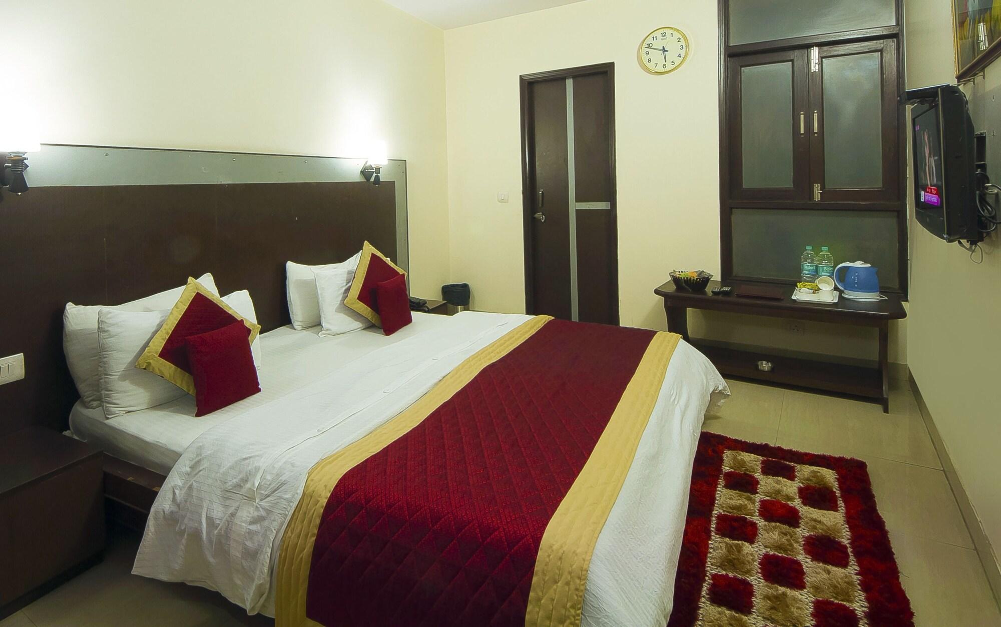 Airport Hotel Vishal Residency New Delhi Buitenkant foto