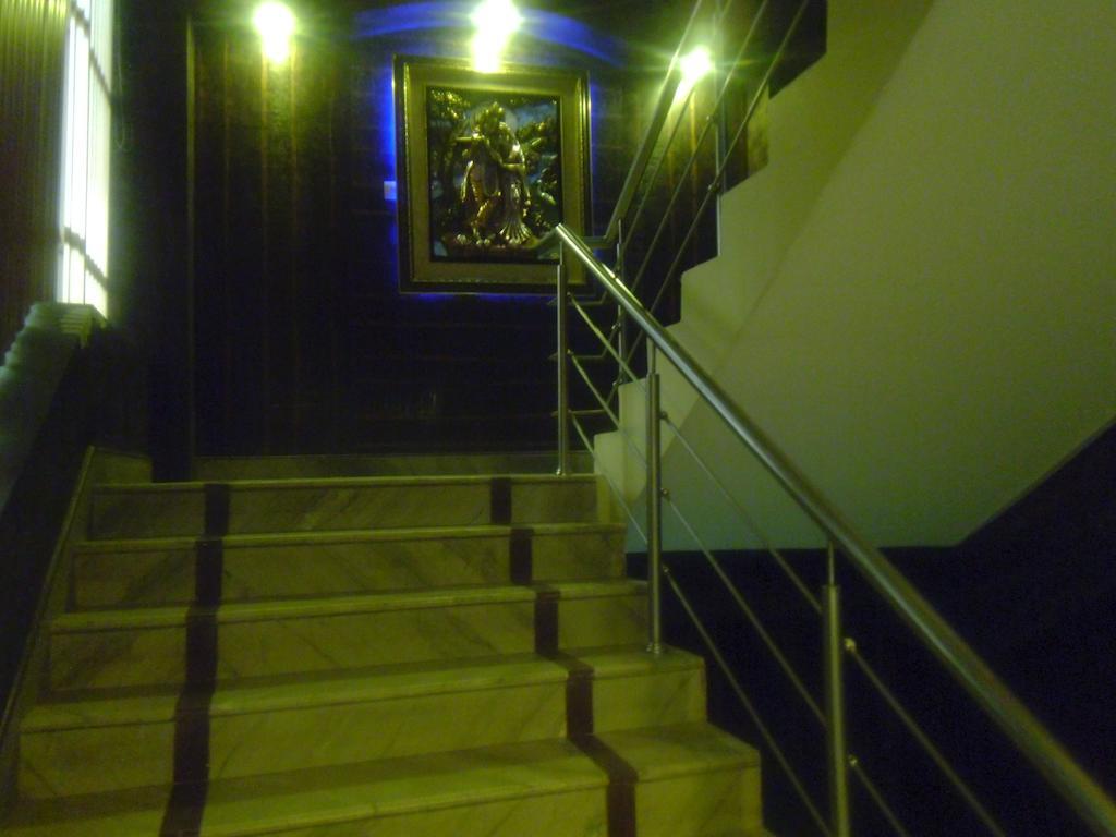 Airport Hotel Vishal Residency New Delhi Buitenkant foto